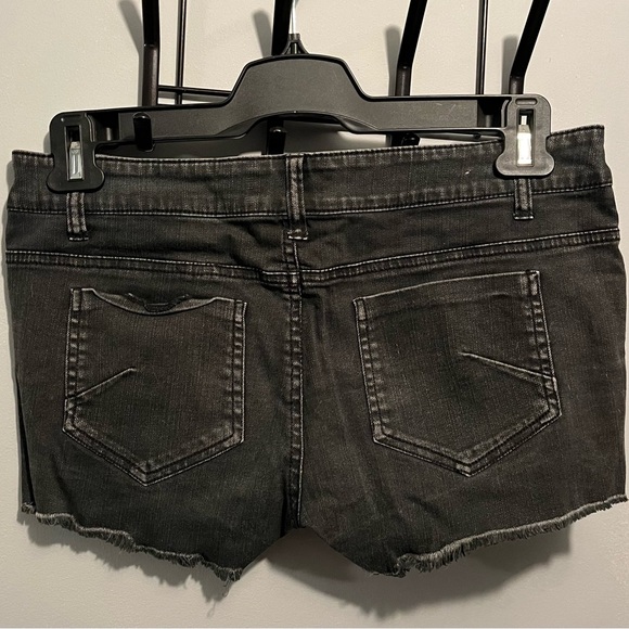 EUC faded black and wine coloured denim short shorts - Picture 2 of 4